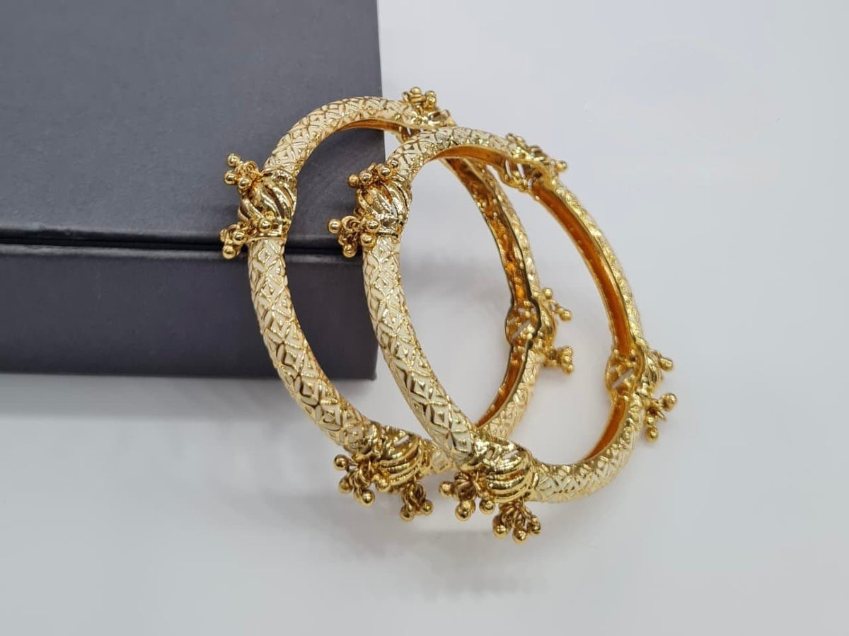 Meena Bangles 05923 - KRISHNA'S SWETA JEWELLERY