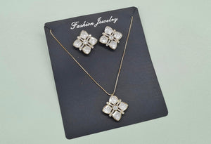 Moissanite Pendant 11429 - KRISHNA'S SWETA JEWELLERY
