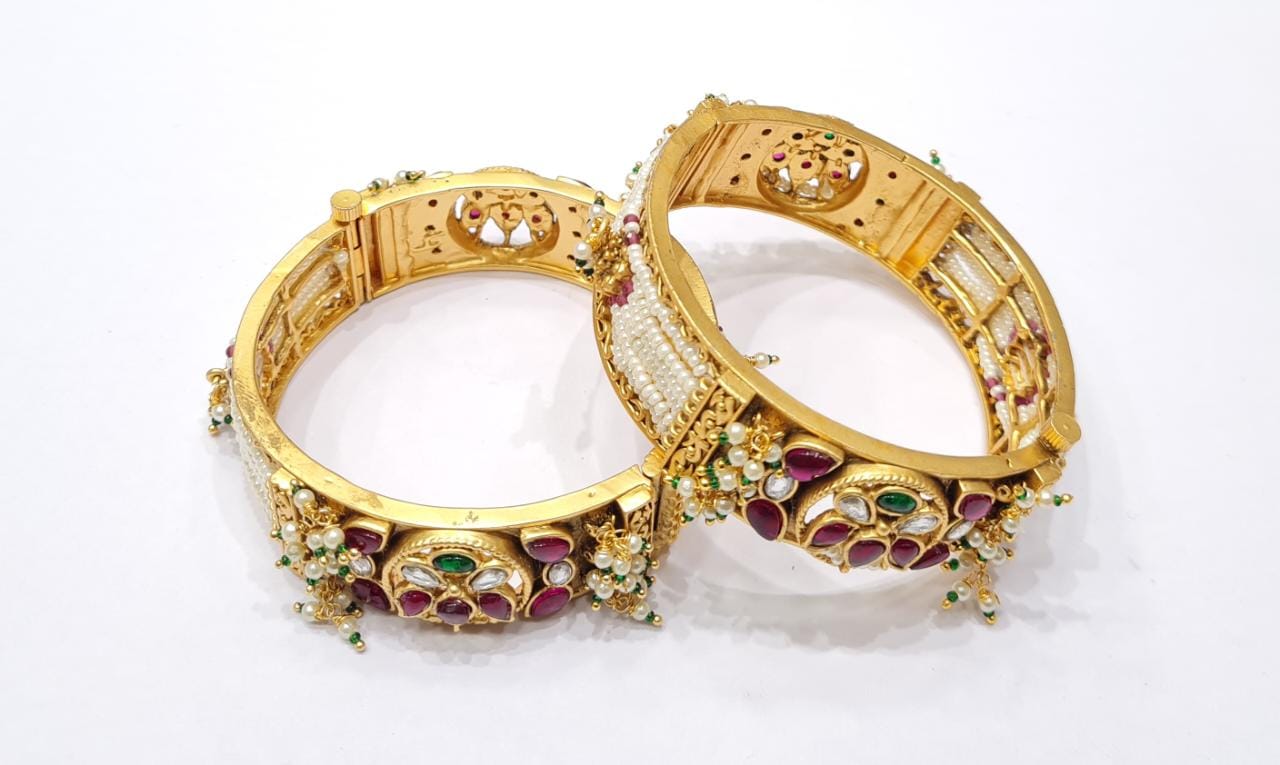 Pachi Kundan Traditional Ghugree Bangles - KRISHNA'S SWETA JEWELLERY