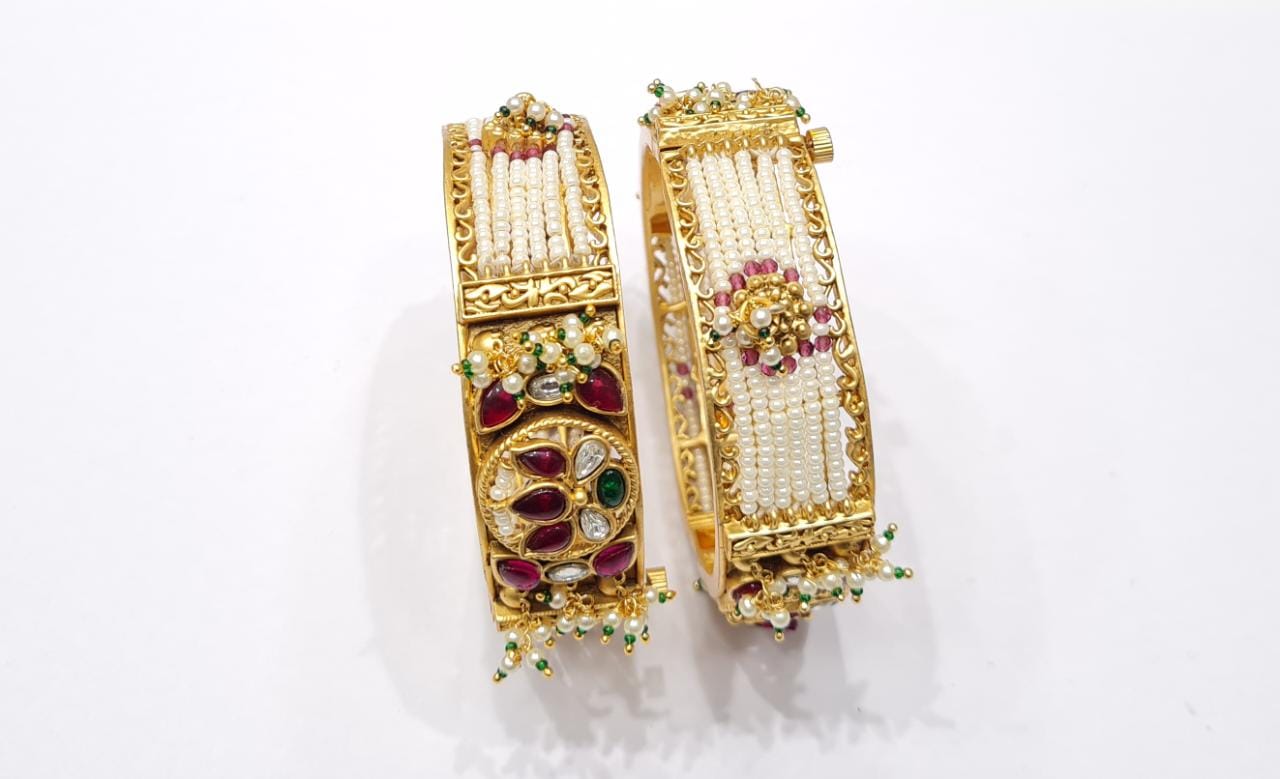 Pachi Kundan Traditional Ghugree Bangles - KRISHNA'S SWETA JEWELLERY