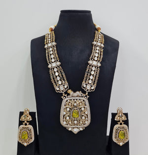 Rajwada Kundan Necklace 08966 - KRISHNA'S SWETA JEWELLERY