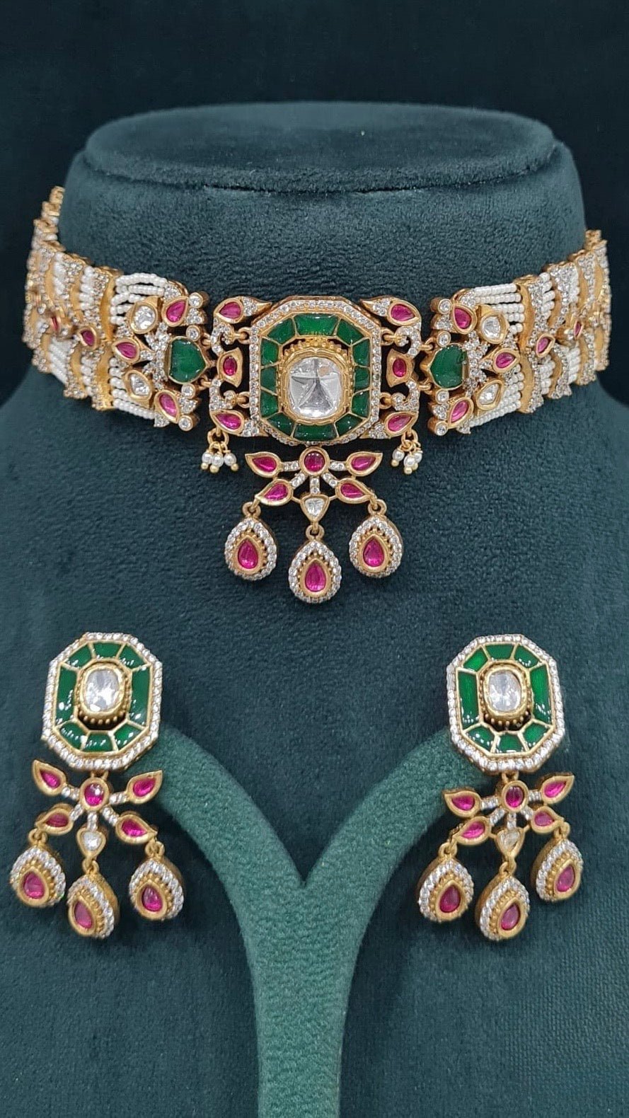 Regal Kundan Necklace Set 05898 - Krishna's Sweta Jewellery