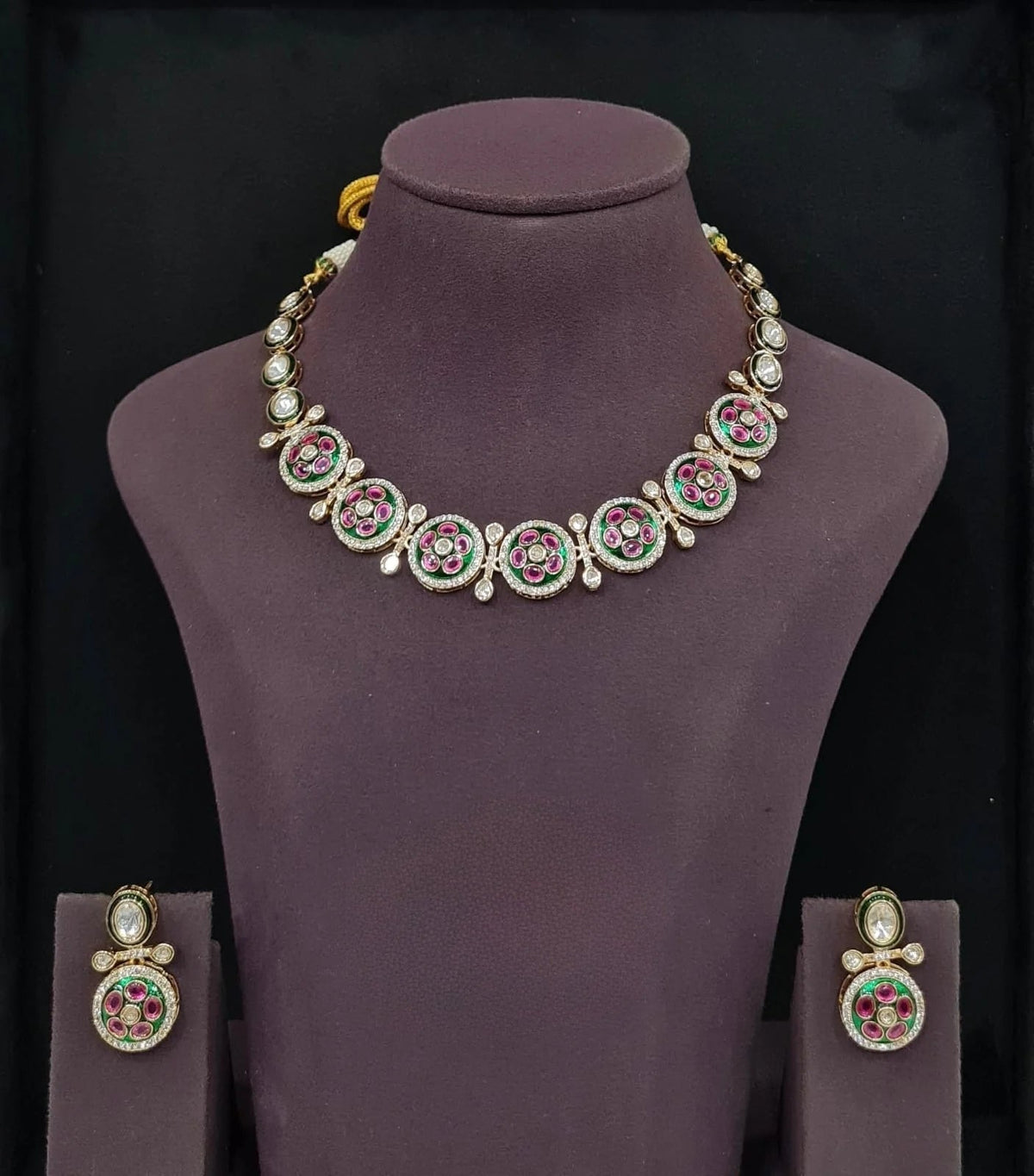 Ruby Green Kundan Necklace Set (11185) - Krishna's Sweta Jewellery