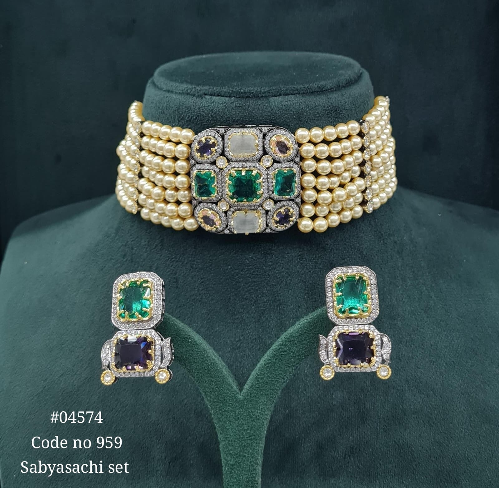Sabyasachi Choker 04574 - KRISHNA'S SWETA JEWELLERY