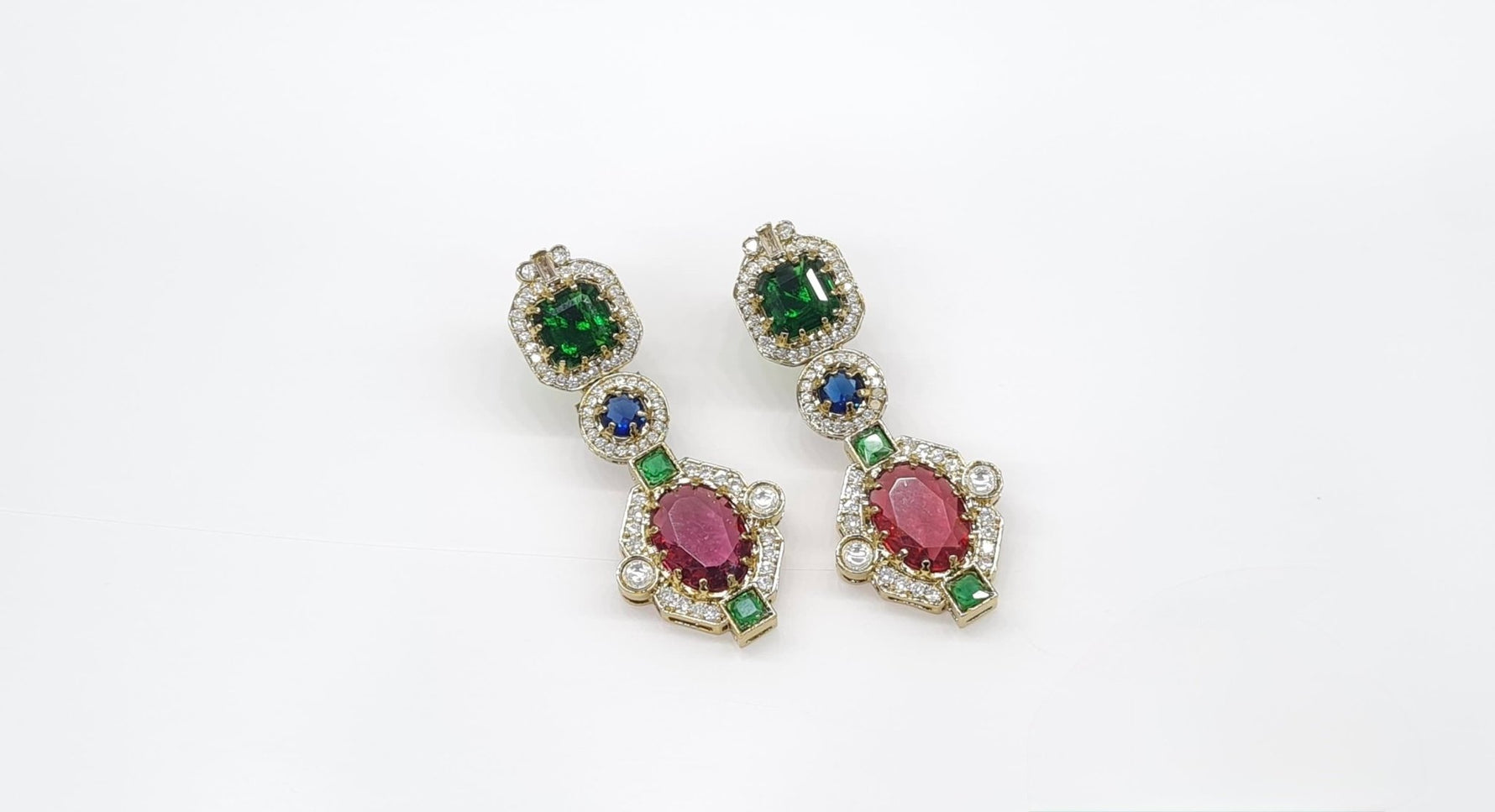 Sabyasachi Earrings 09399 - KRISHNA'S SWETA JEWELLERY