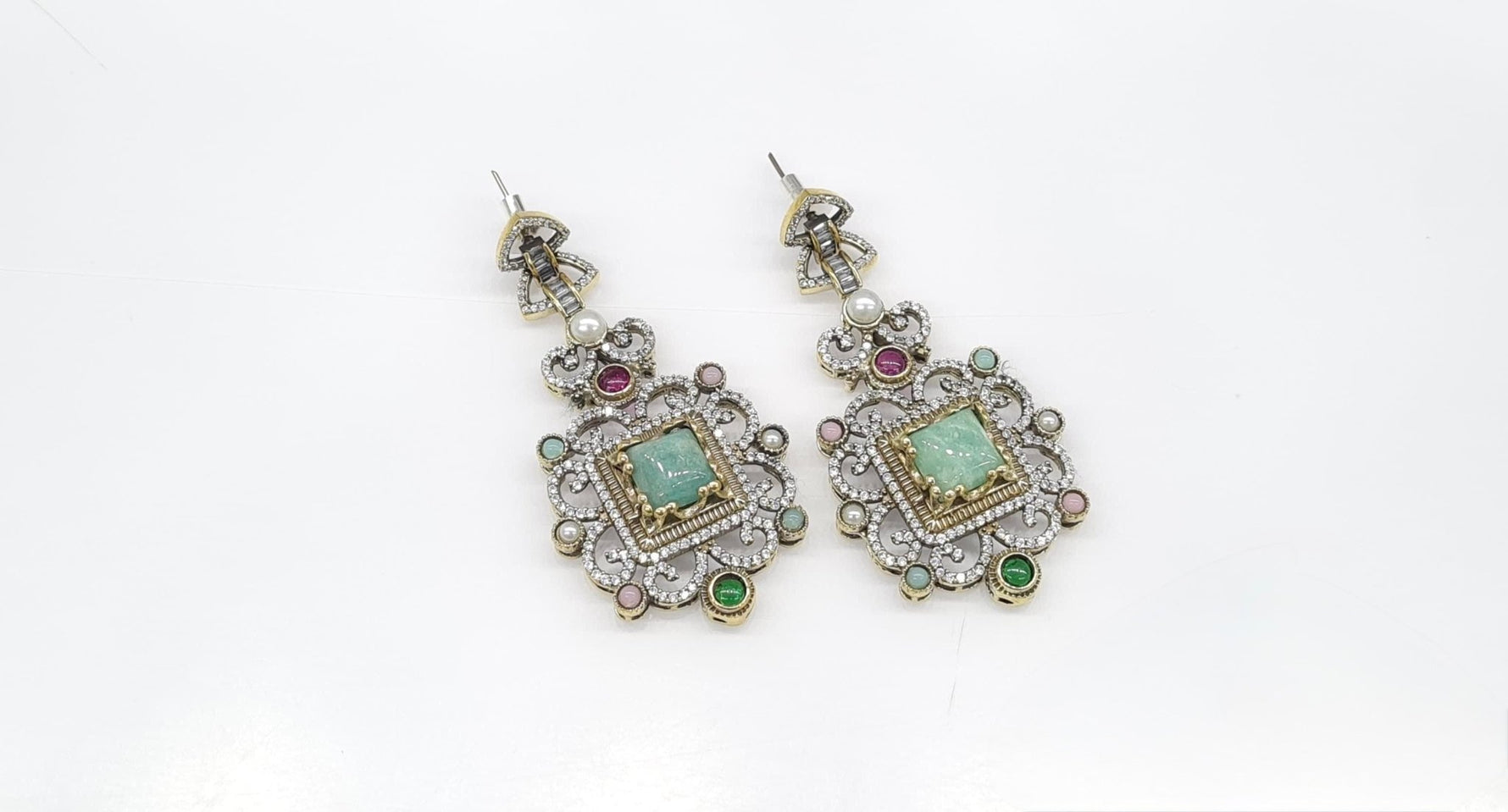 Sabyasachi Earrings 09400 - KRISHNA'S SWETA JEWELLERY