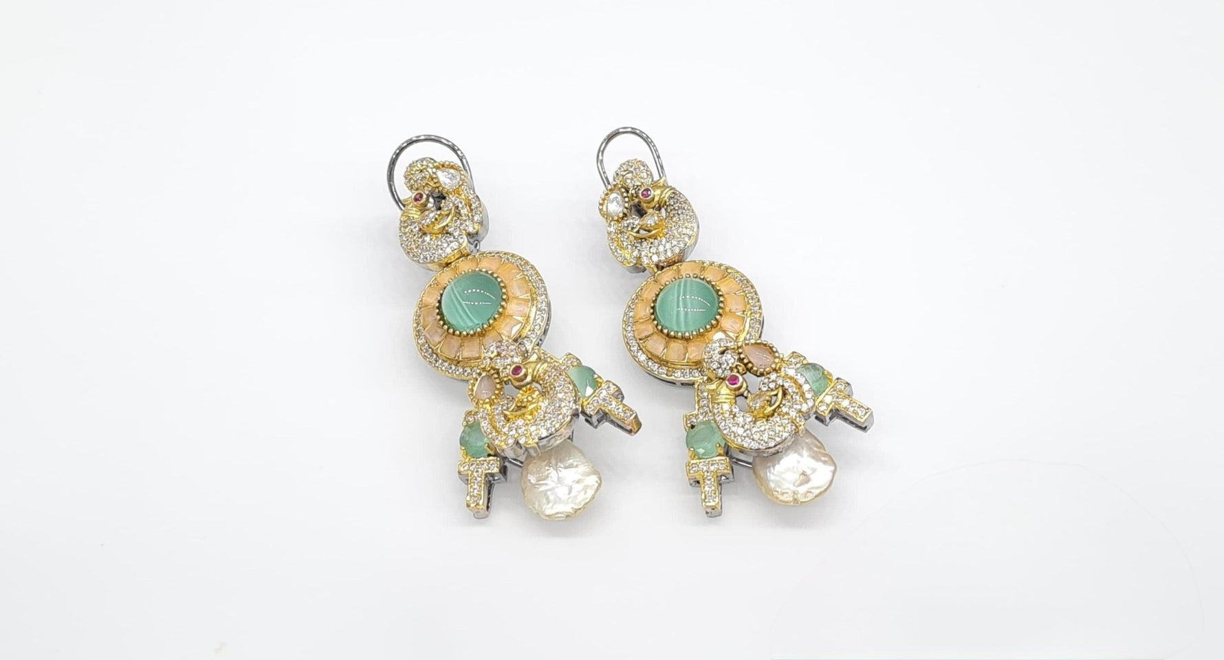 Sabyasachi Earrings 09402 - KRISHNA'S SWETA JEWELLERY