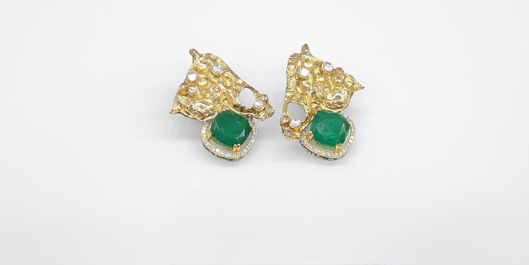 Sabyasachi Earrings 09411 - KRISHNA'S SWETA JEWELLERY