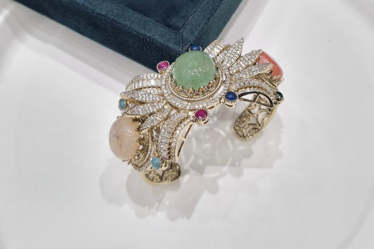 Sabyasachi Kada 07725 - KRISHNA'S SWETA JEWELLERY