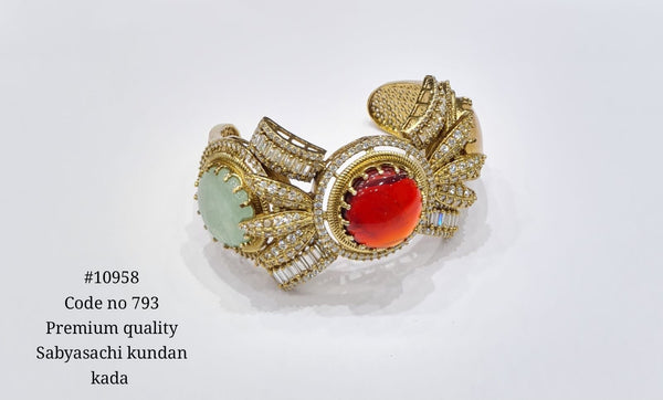 Sabyasachi Kada 10958 - KRISHNA'S SWETA JEWELLERY