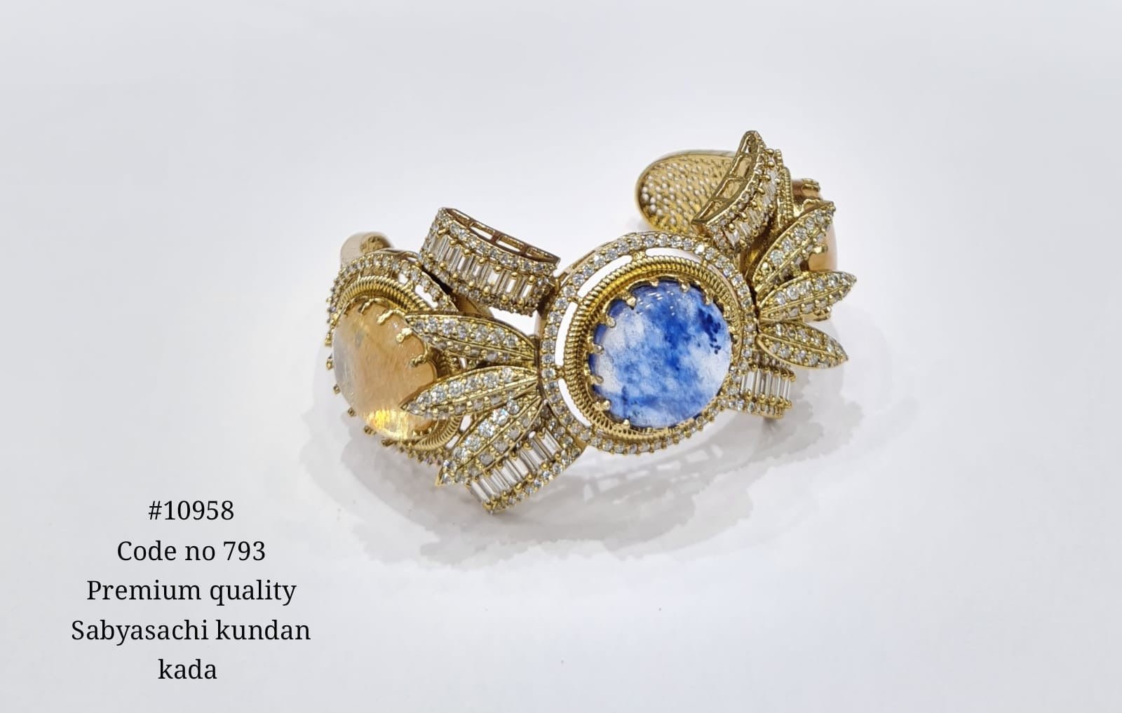 Sabyasachi Kada 10958 - KRISHNA'S SWETA JEWELLERY