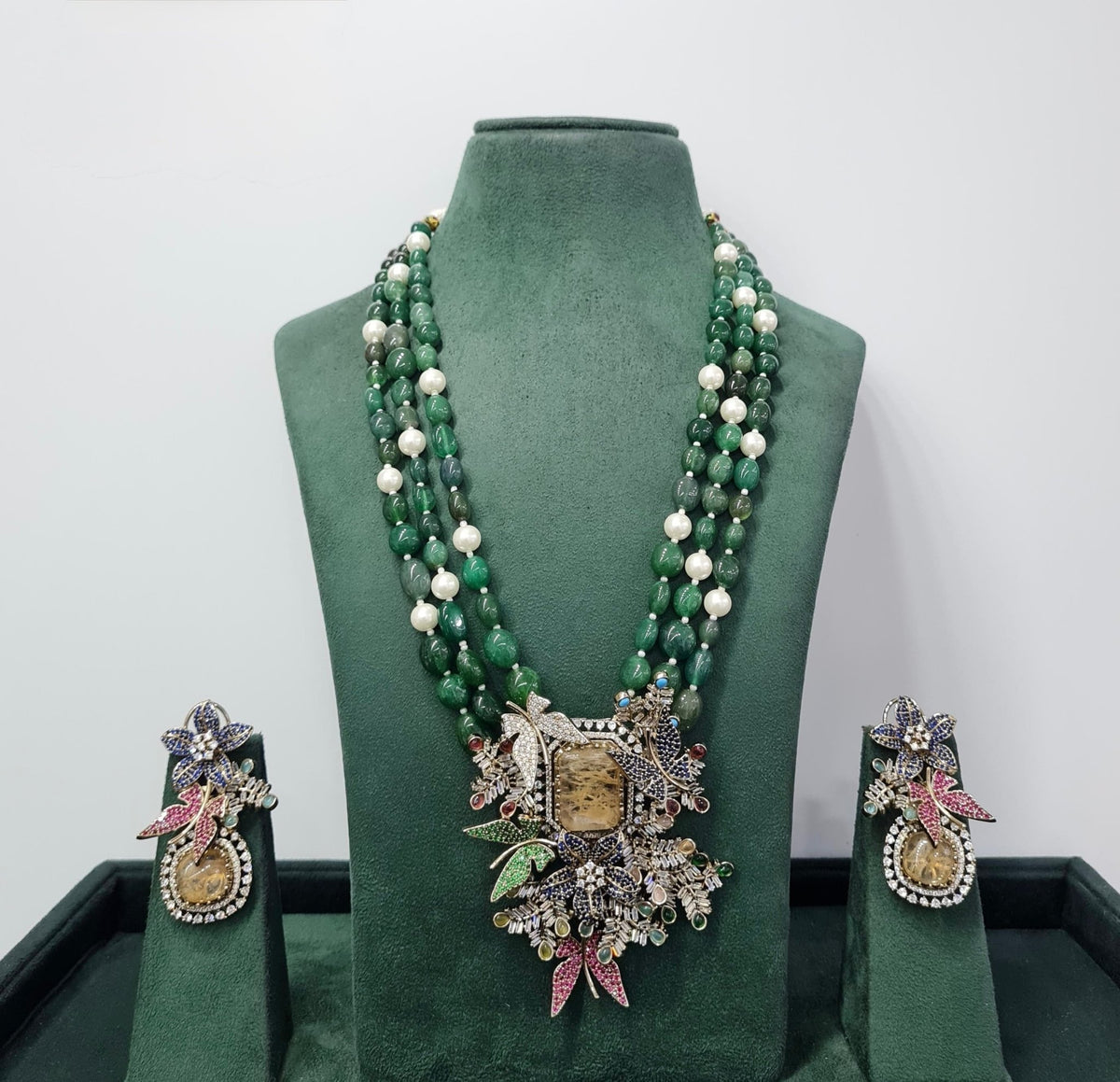 Sabyasachi Mala 08125 - KRISHNA'S SWETA JEWELLERY