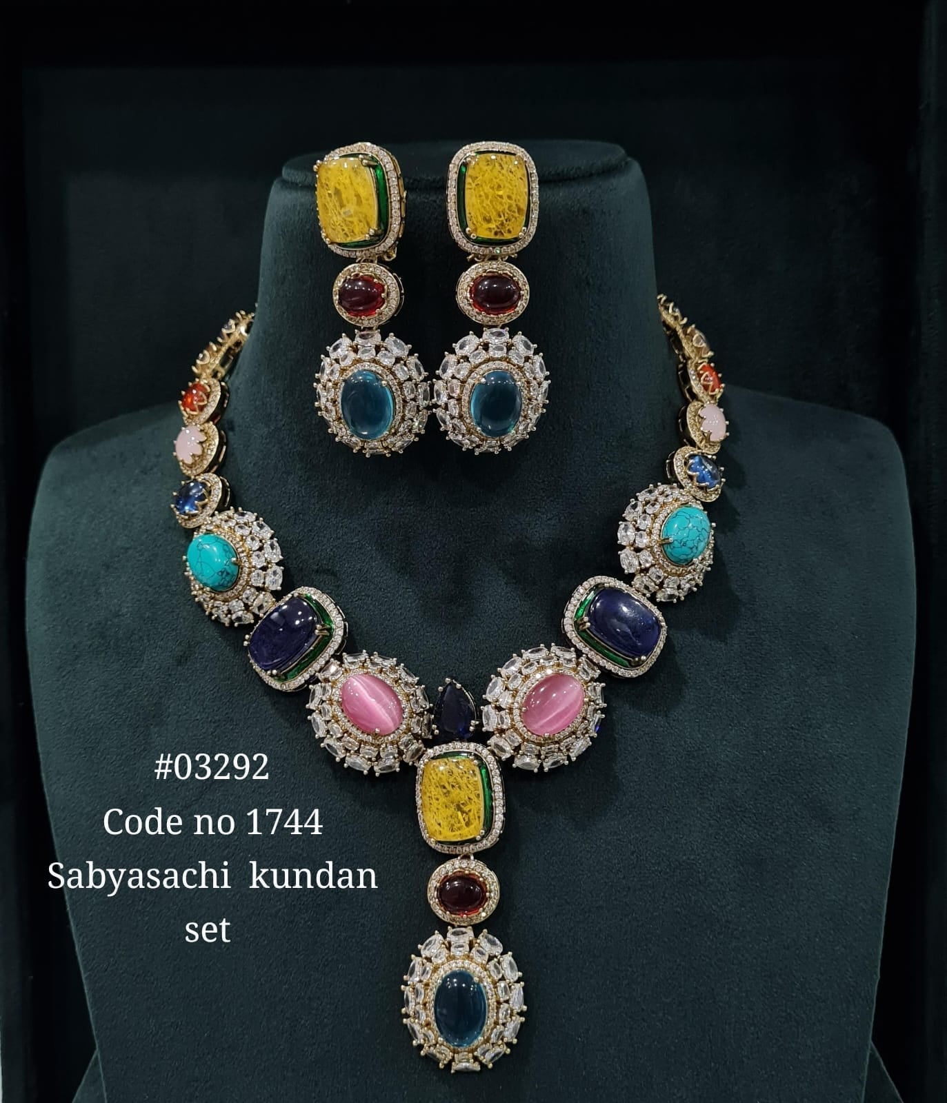 Sabyasachi Necklace 03292 - KRISHNA'S SWETA JEWELLERY