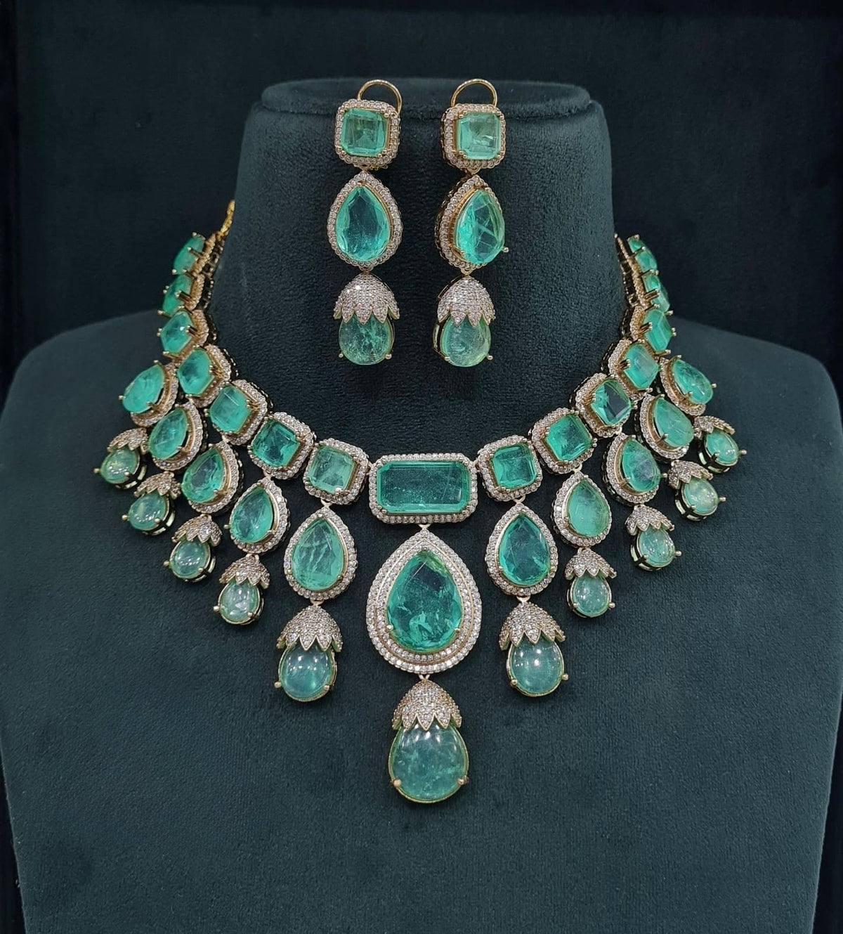 Sabyasachi Necklace 05505 - KRISHNA'S SWETA JEWELLERY