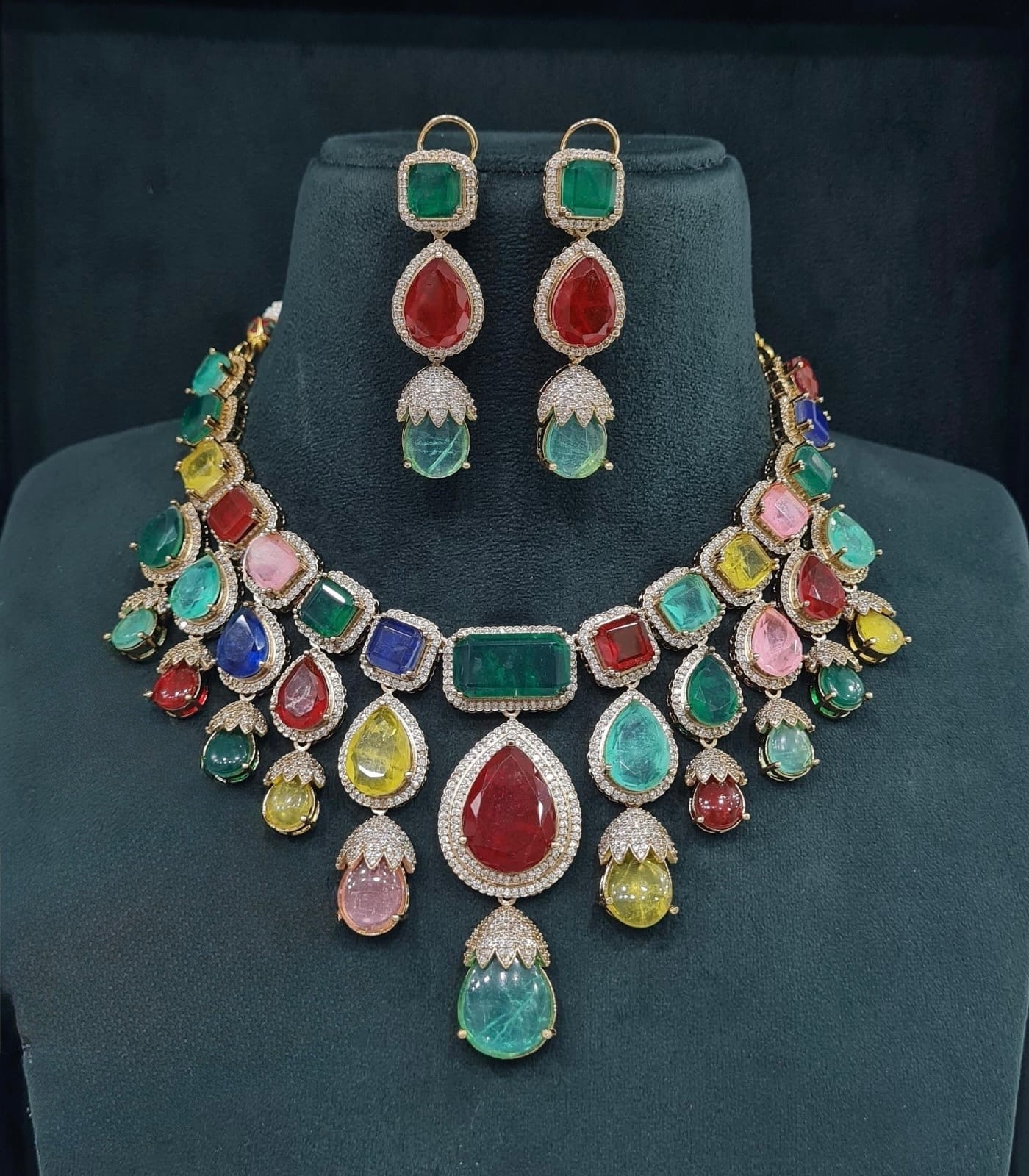 Sabyasachi Necklace 05505 - KRISHNA'S SWETA JEWELLERY