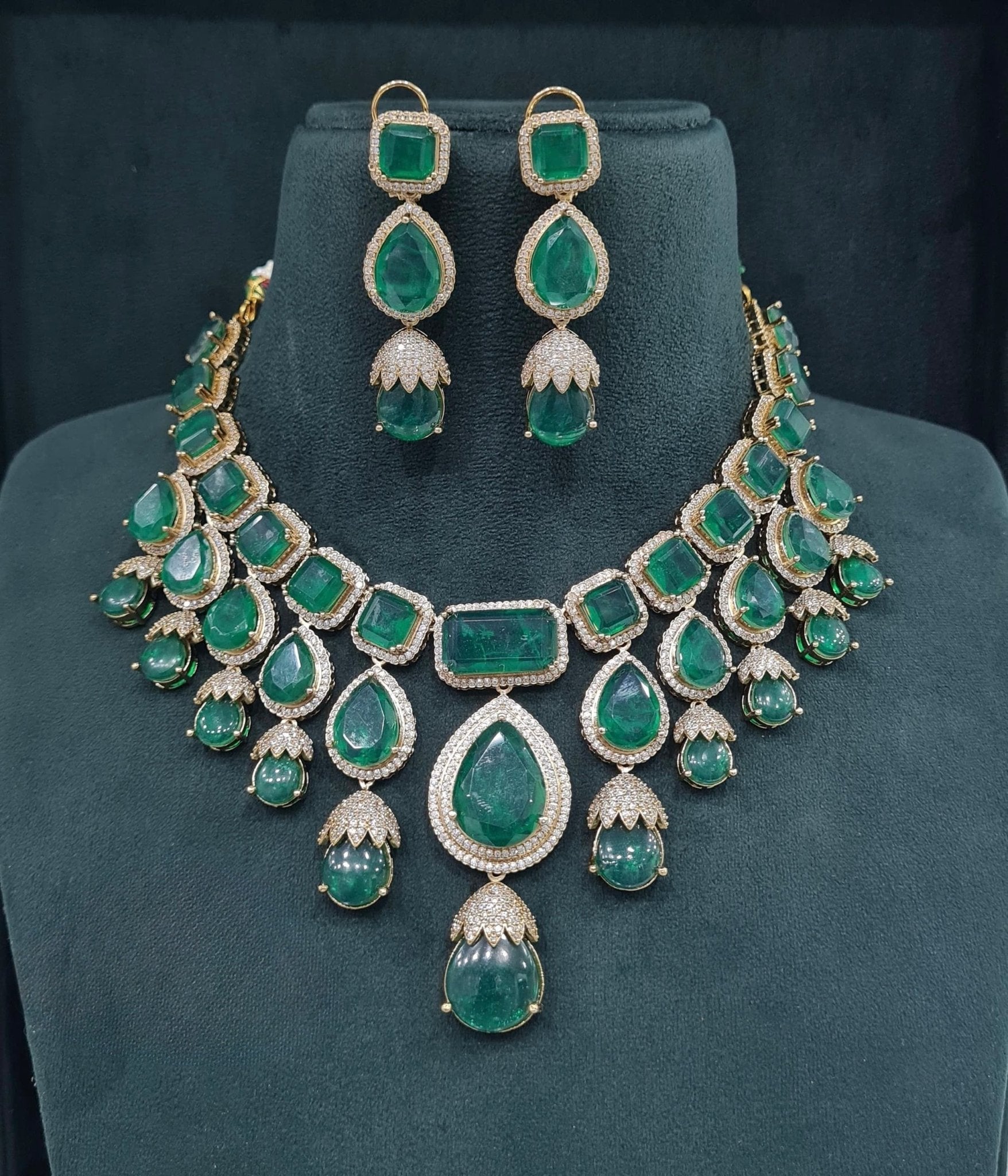 Sabyasachi Necklace 05505 - KRISHNA'S SWETA JEWELLERY