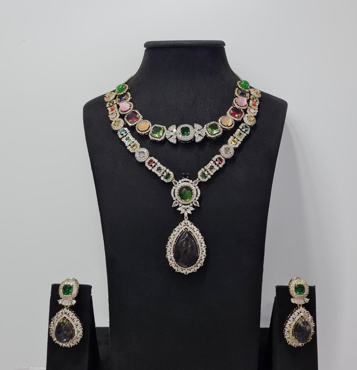 Sabyasachi Necklace 08438 - KRISHNA'S SWETA JEWELLERY