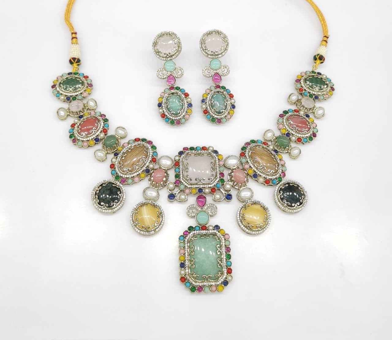 Sabyasachi Necklace 08650 - KRISHNA'S SWETA JEWELLERY