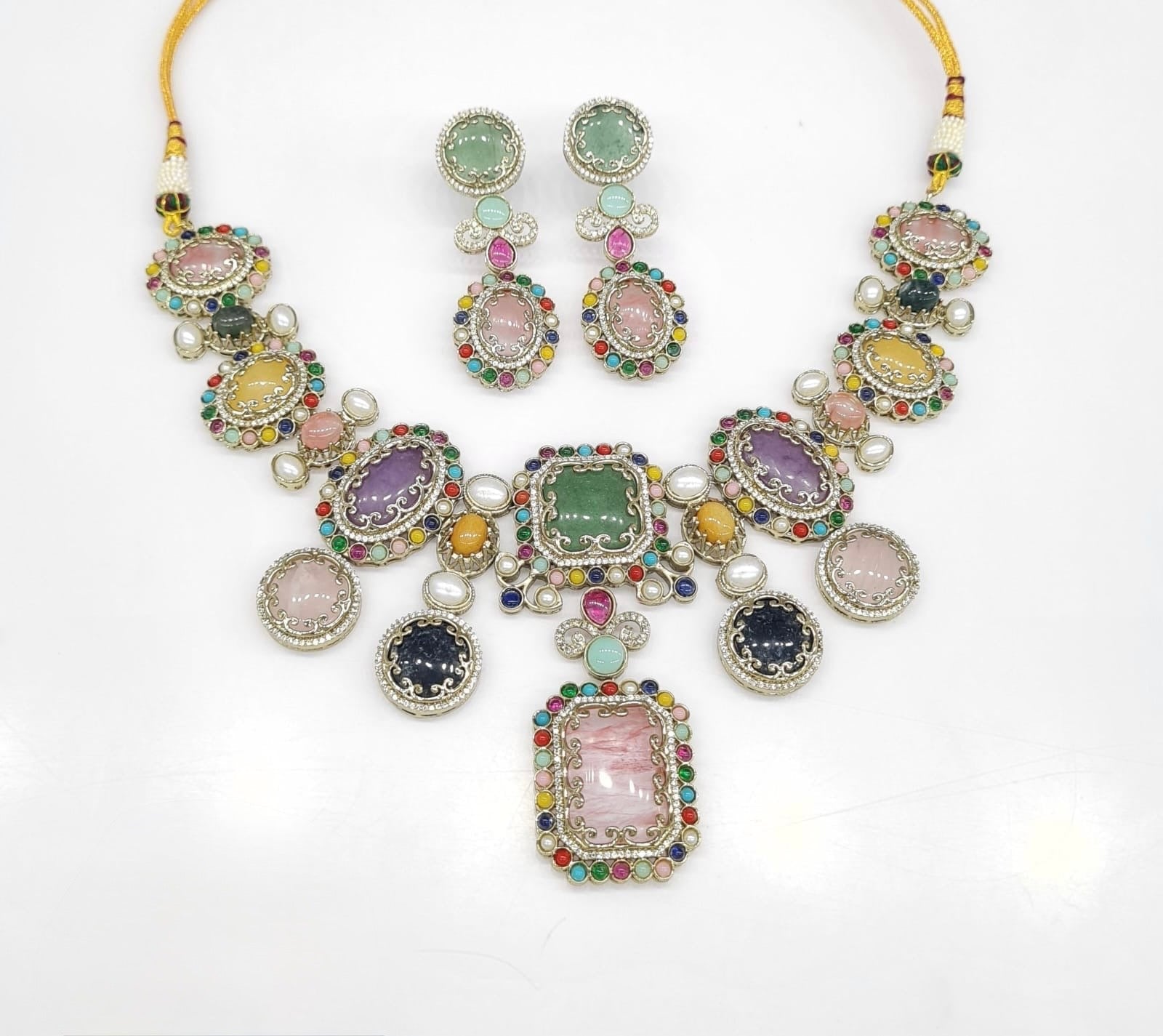 Sabyasachi Necklace 08650 - KRISHNA'S SWETA JEWELLERY
