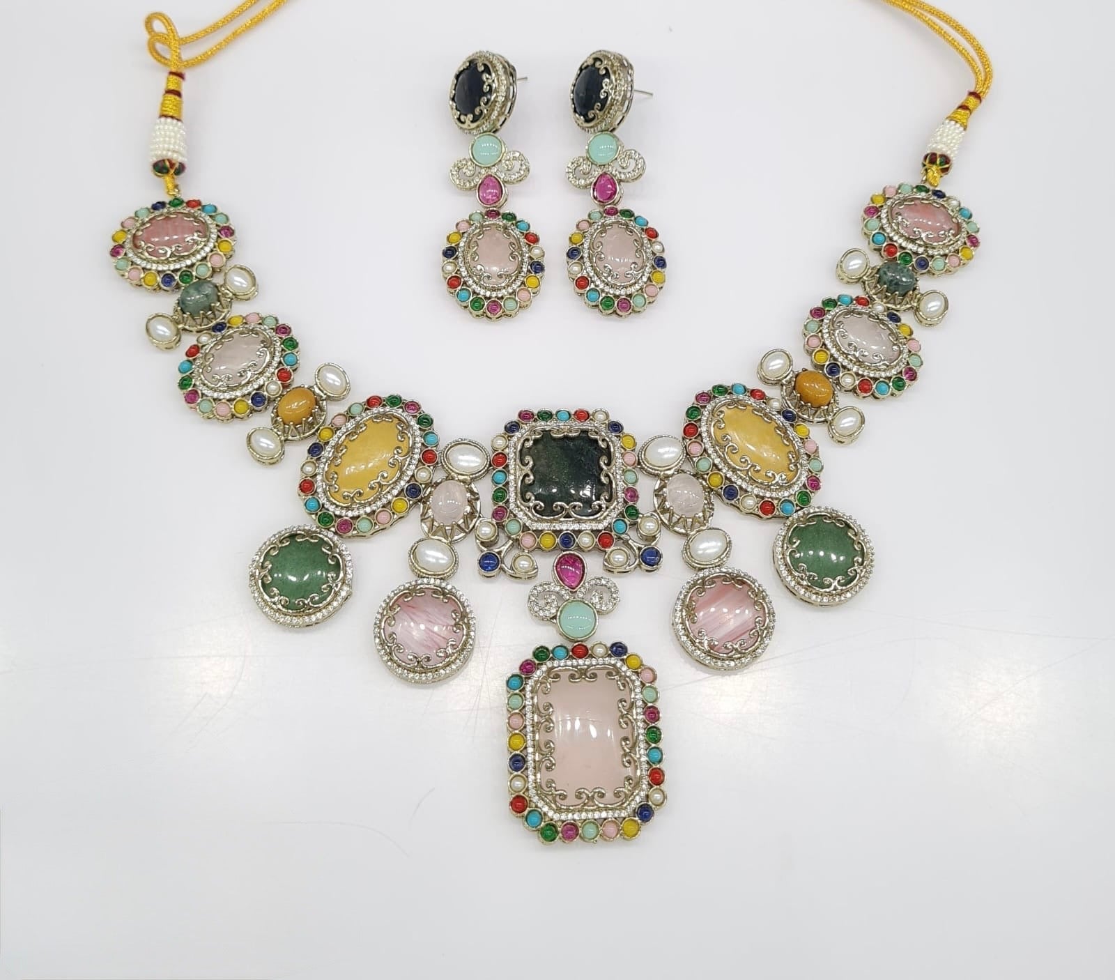Sabyasachi Necklace 08650 - KRISHNA'S SWETA JEWELLERY