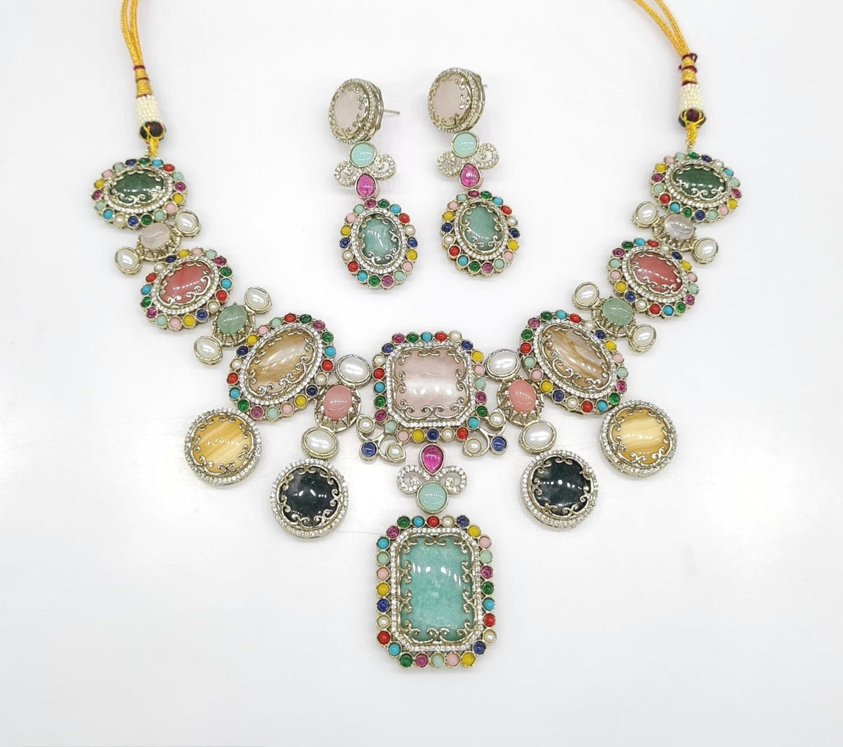 Sabyasachi Necklace 08650 - KRISHNA'S SWETA JEWELLERY