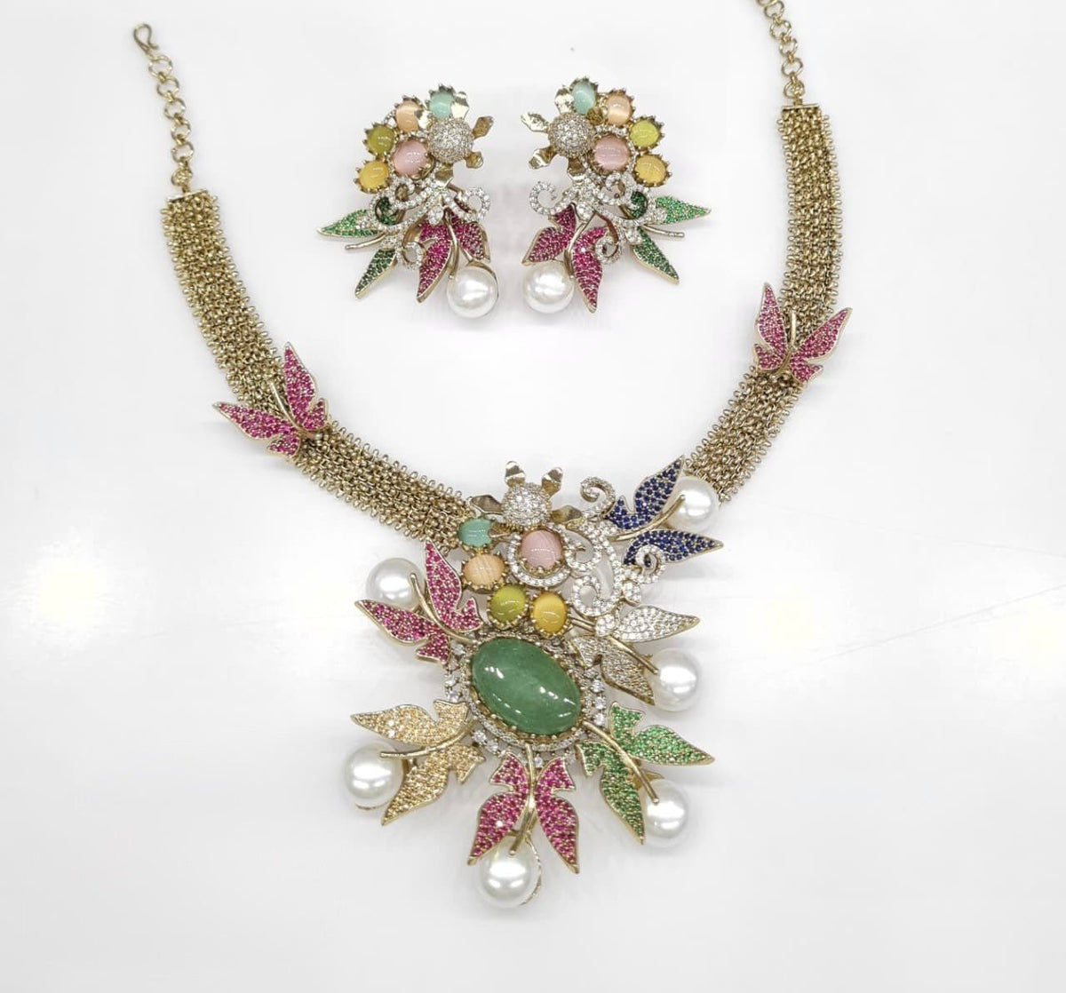 Sabyasachi Necklace 08660 - KRISHNA'S SWETA JEWELLERY