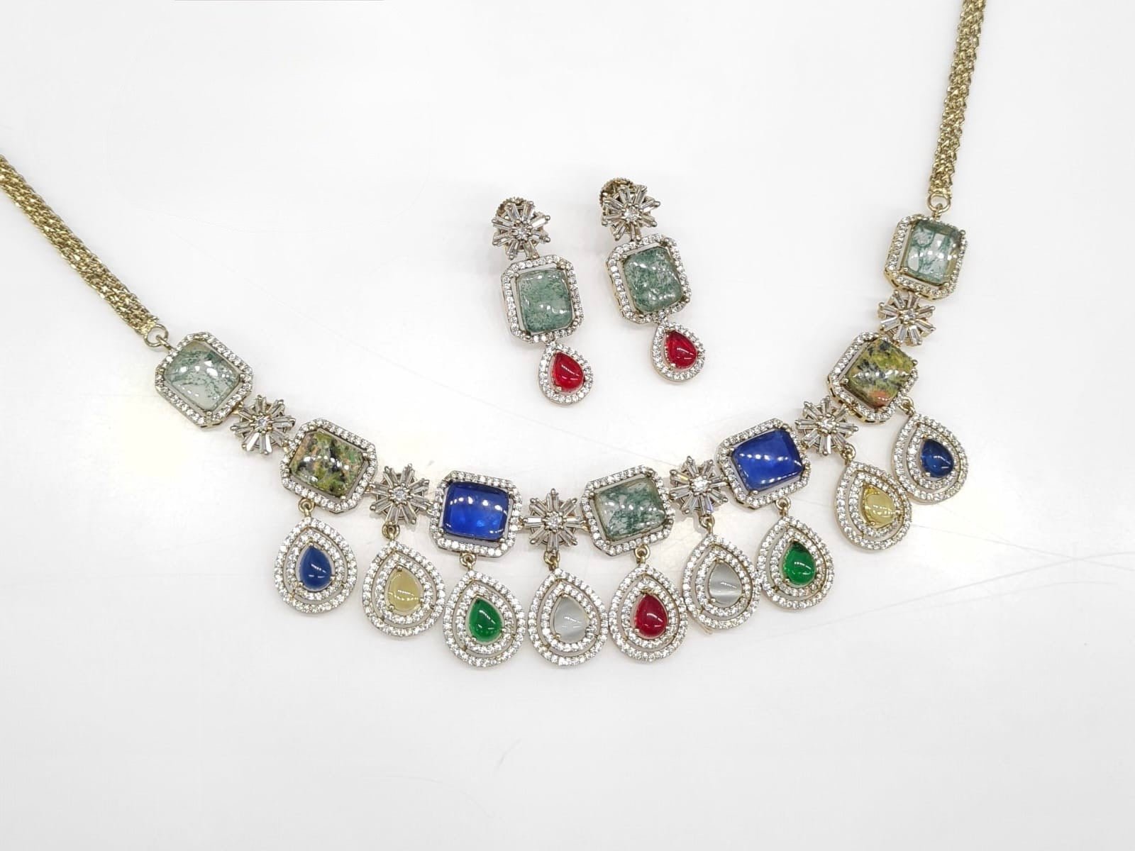Sabyasachi Necklace 08724 - KRISHNA'S SWETA JEWELLERY