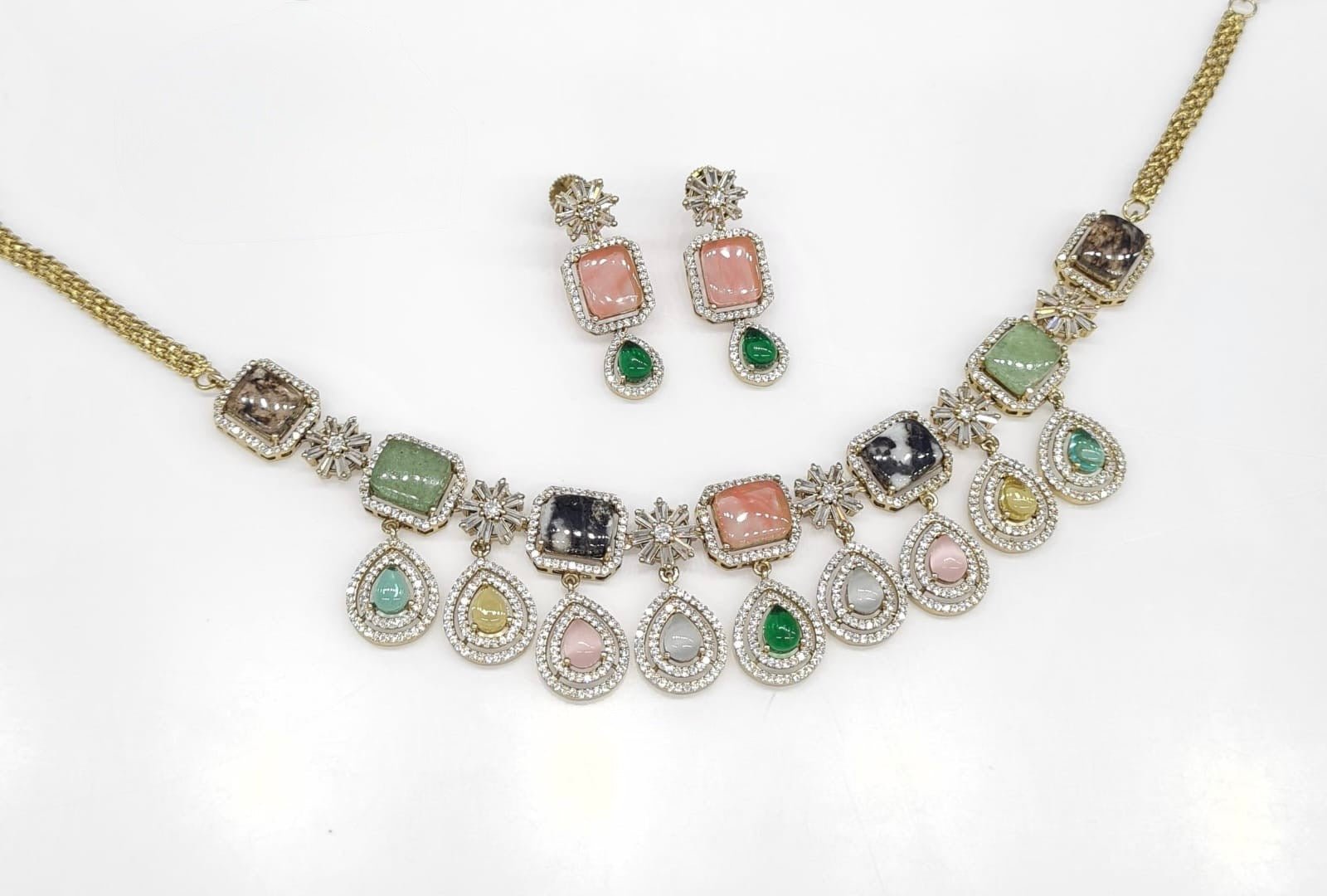 Sabyasachi Necklace 08724 - KRISHNA'S SWETA JEWELLERY