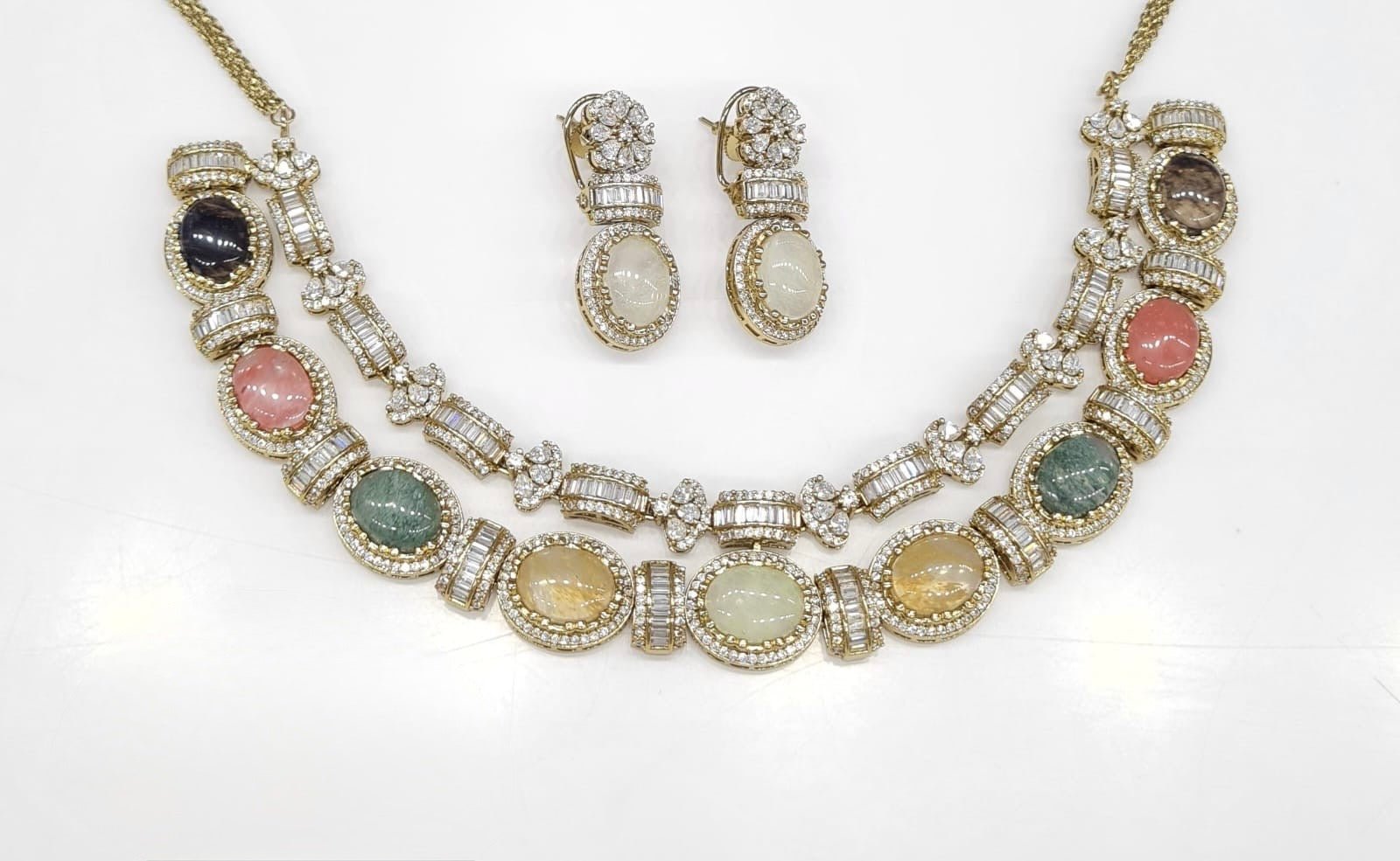 Sabyasachi Necklace 08725 - KRISHNA'S SWETA JEWELLERY