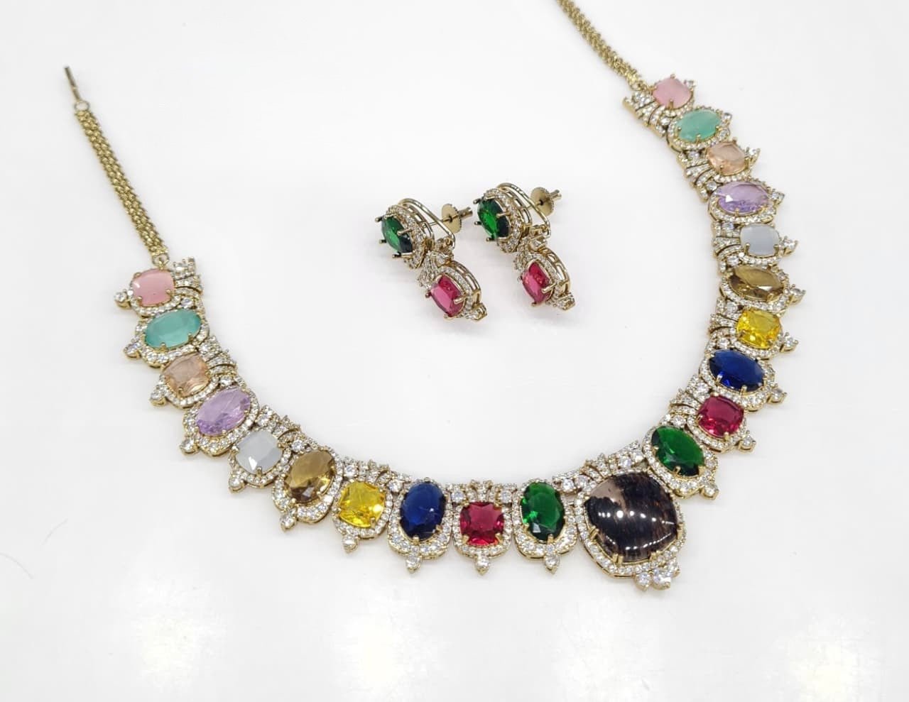 Sabyasachi Necklace 08728 - KRISHNA'S SWETA JEWELLERY