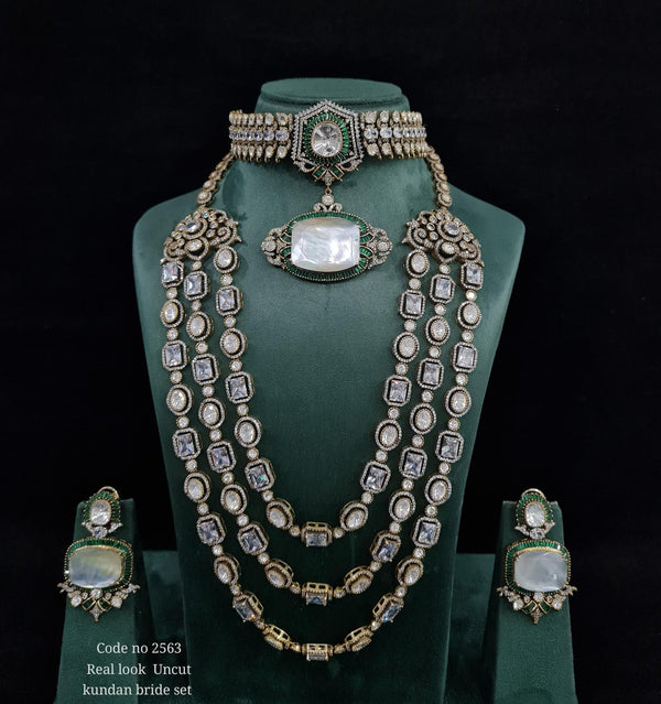 Victorian Bridal Set 01618 - KRISHNA'S SWETA JEWELLERY