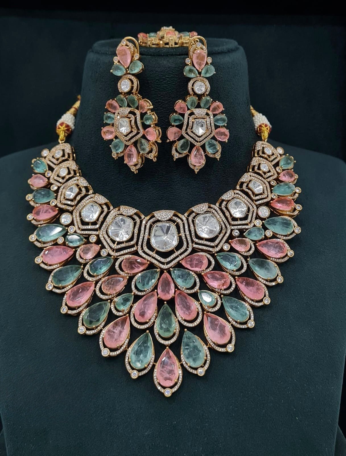 Victorian Bride Set 08061 - KRISHNA'S SWETA JEWELLERY