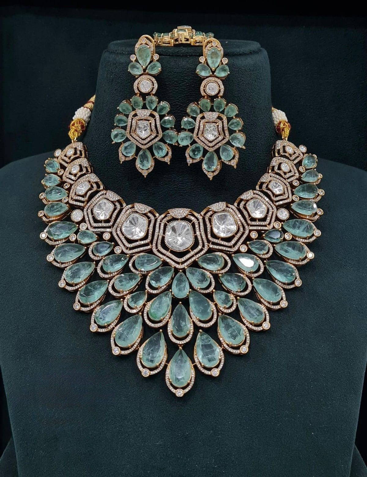 Victorian Bride Set 08061 - KRISHNA'S SWETA JEWELLERY