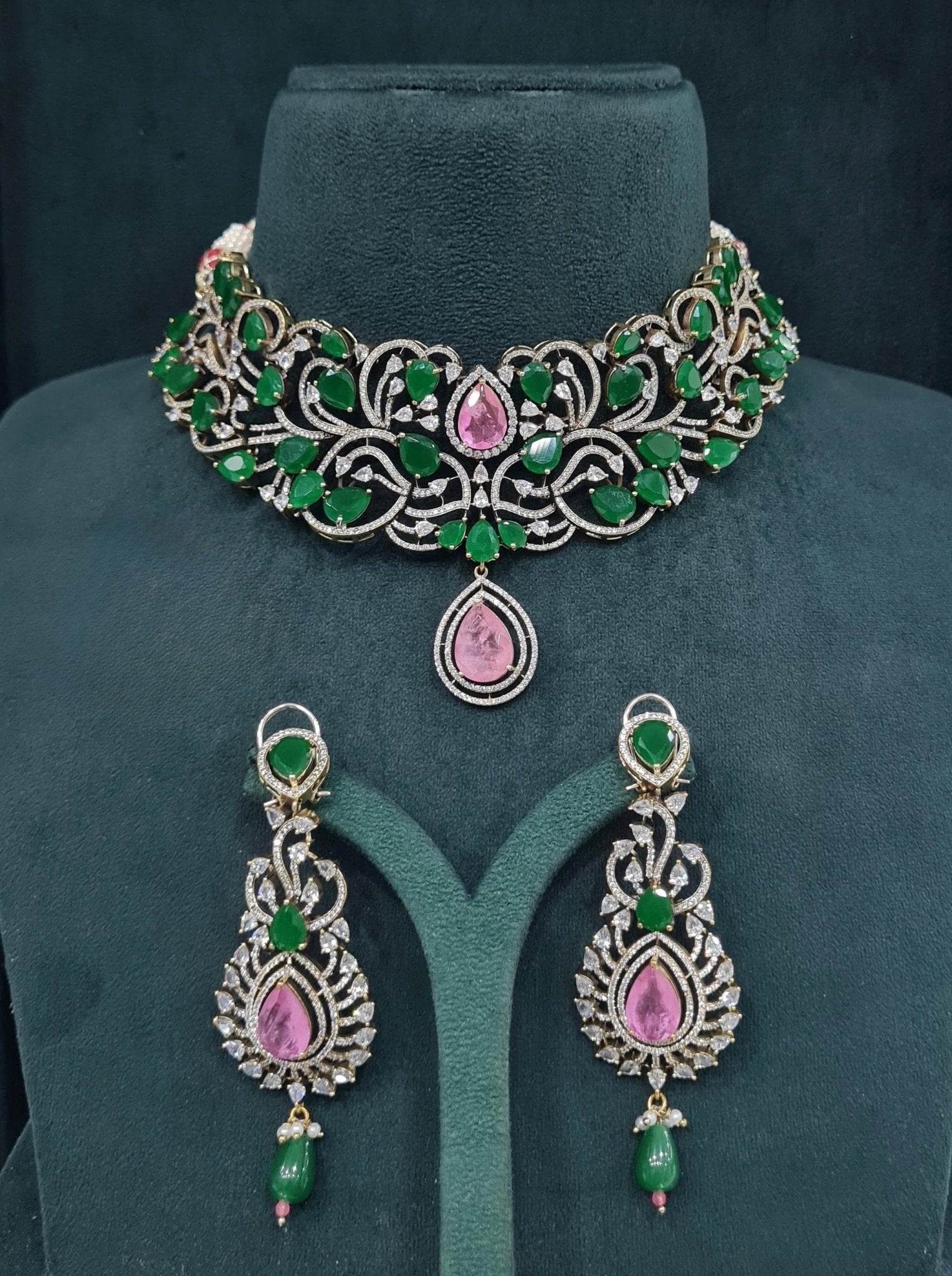 Victorian Choker 05750 - KRISHNA'S SWETA JEWELLERY