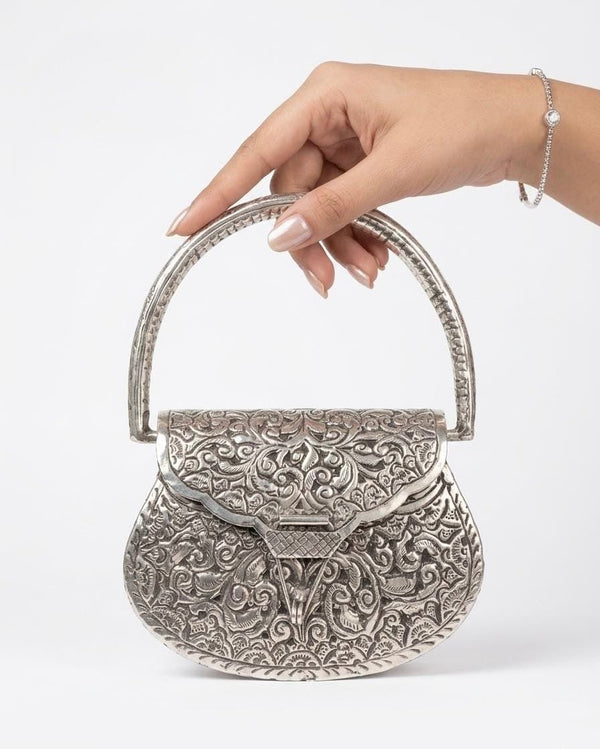 Victorian Clutch 09138 - KRISHNA'S SWETA JEWELLERY