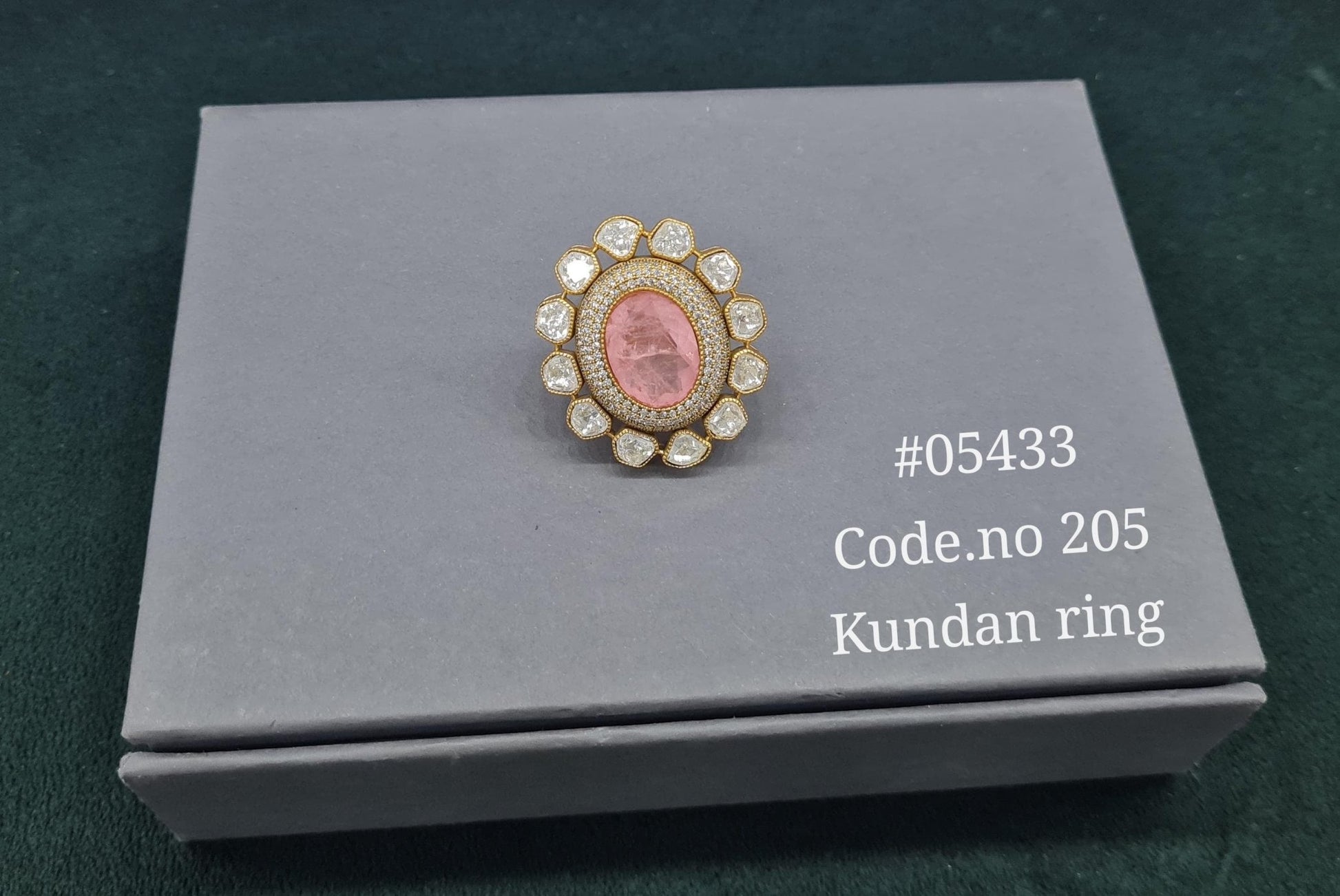 Victorian Fingerring 05433 - KRISHNA'S SWETA JEWELLERY
