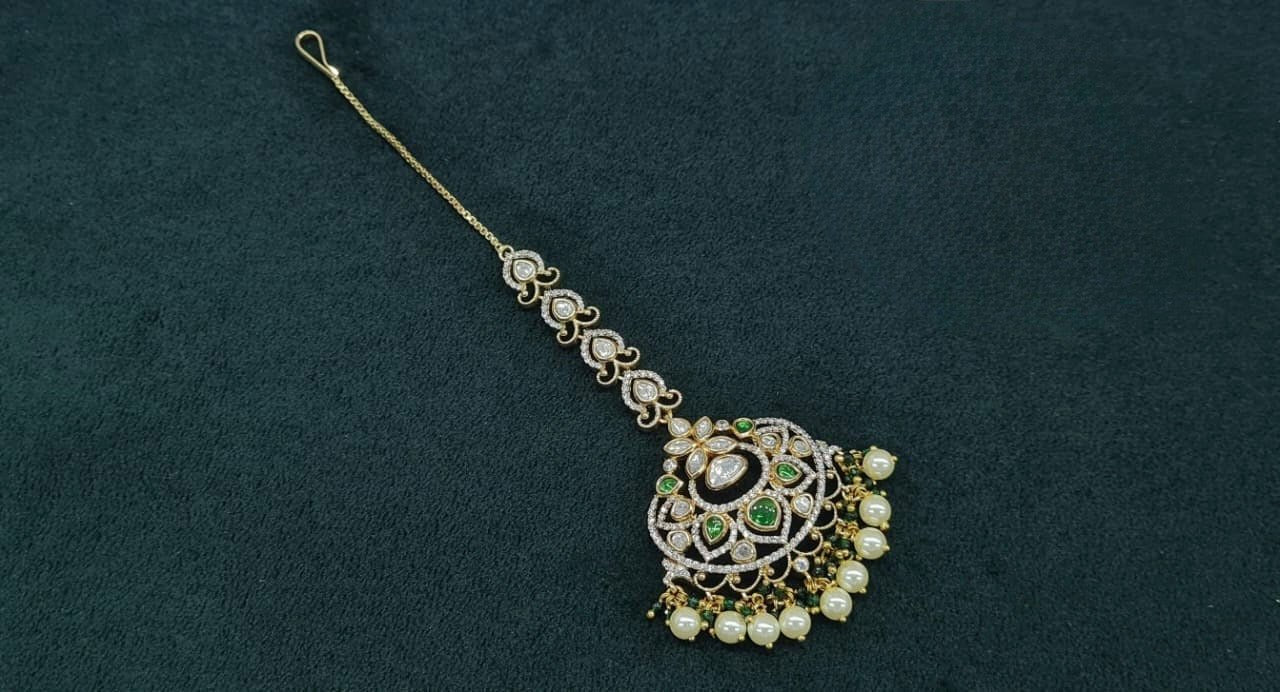 Victorian Tikka 05437 - KRISHNA'S SWETA JEWELLERY